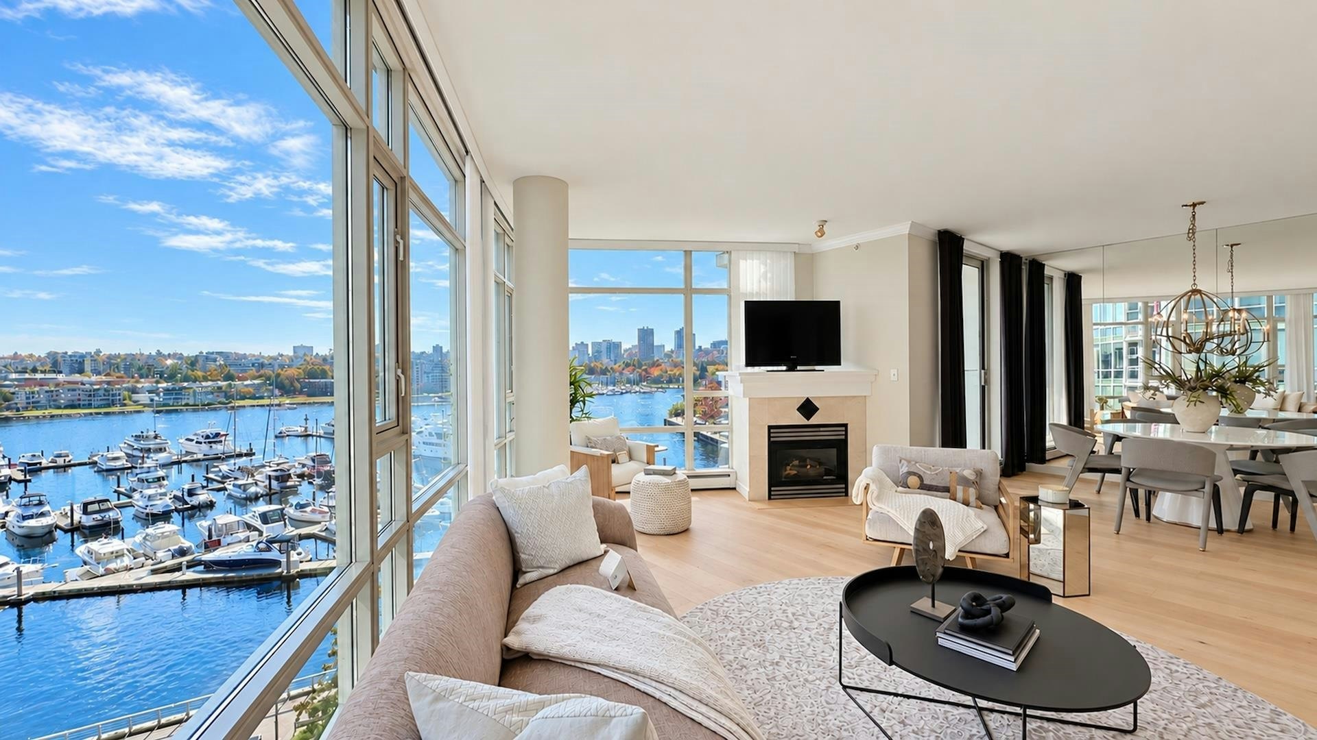 701-1111 Marinaside Crescent, Vancouver, BC, V6Z 2Y3 - 3