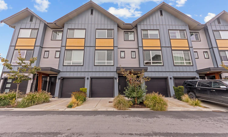 30-4375 Cormorant Way