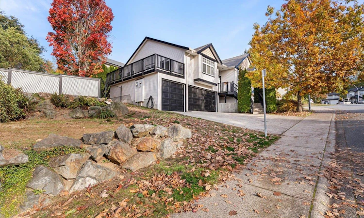 35553 Tweedsmuir Drive