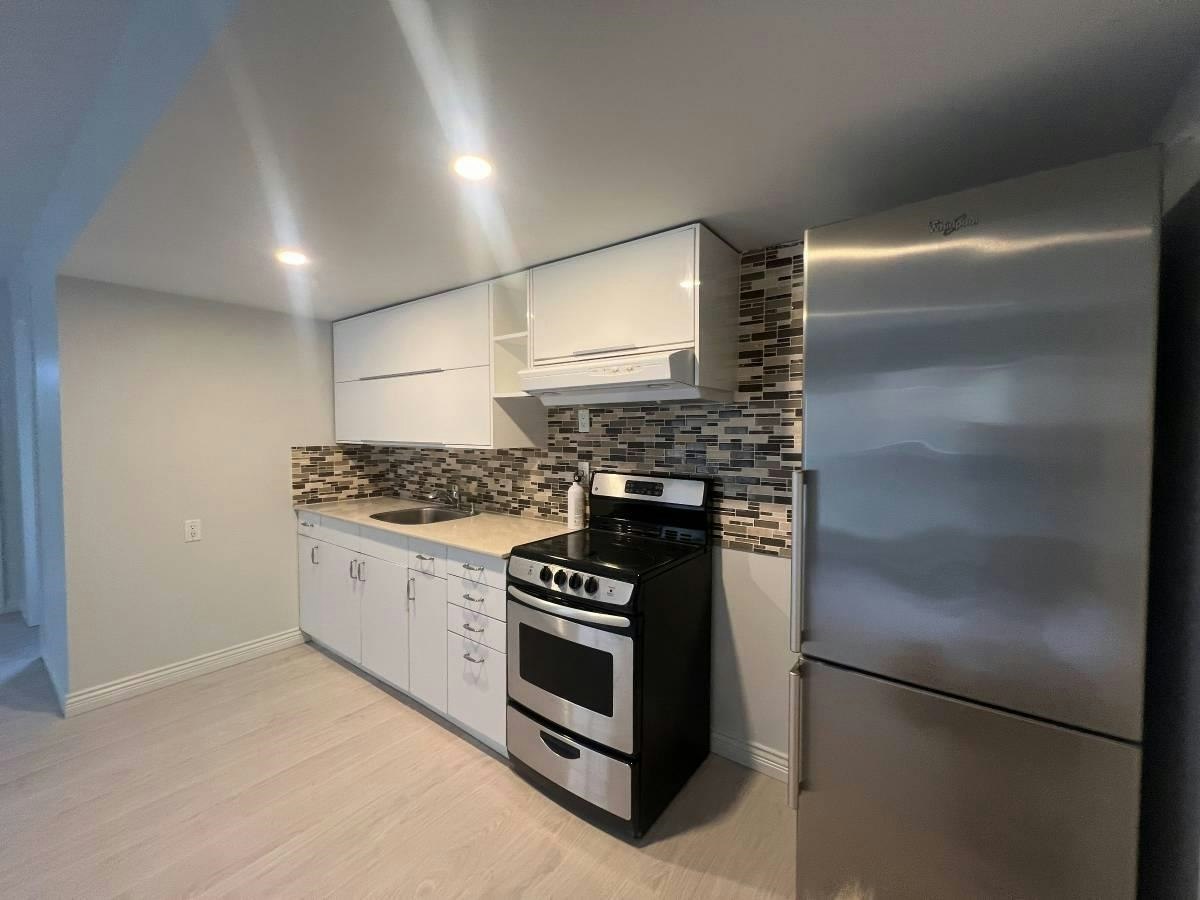 Suite-12505 231st, Maple Ridge, BC, V2X 0G1 - 2