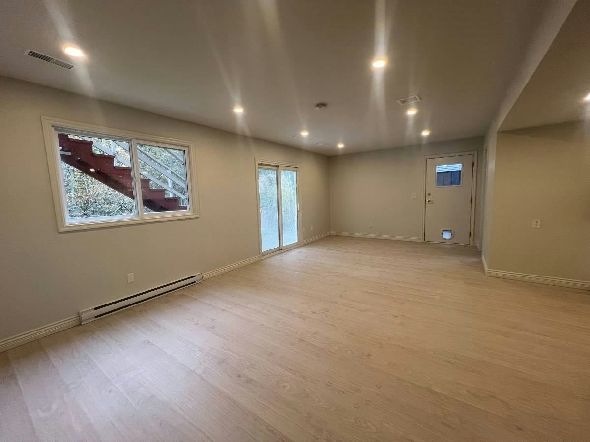 Suite-12505 231st, Maple Ridge, BC, V2X 0G1 - 4