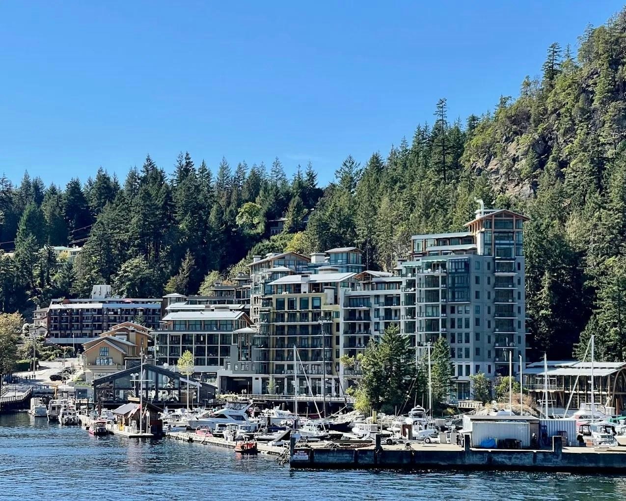 6xx-6687 Nelson Avenue, West Vancouver, BC, V7W 2B2