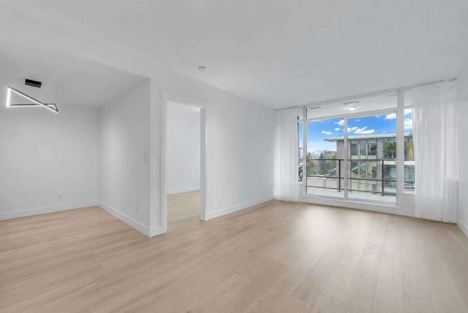 405-2785 Library Lane, North Vancouver, BC, V7J 0C3 - 2