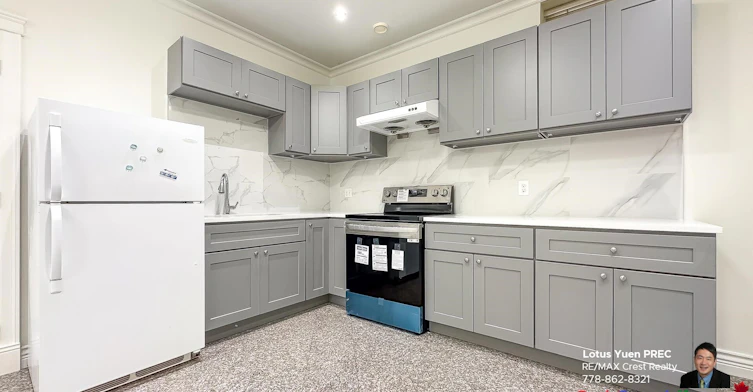 7729 Elliott Street, Vancouver, BC, V5S 2P1 - 8