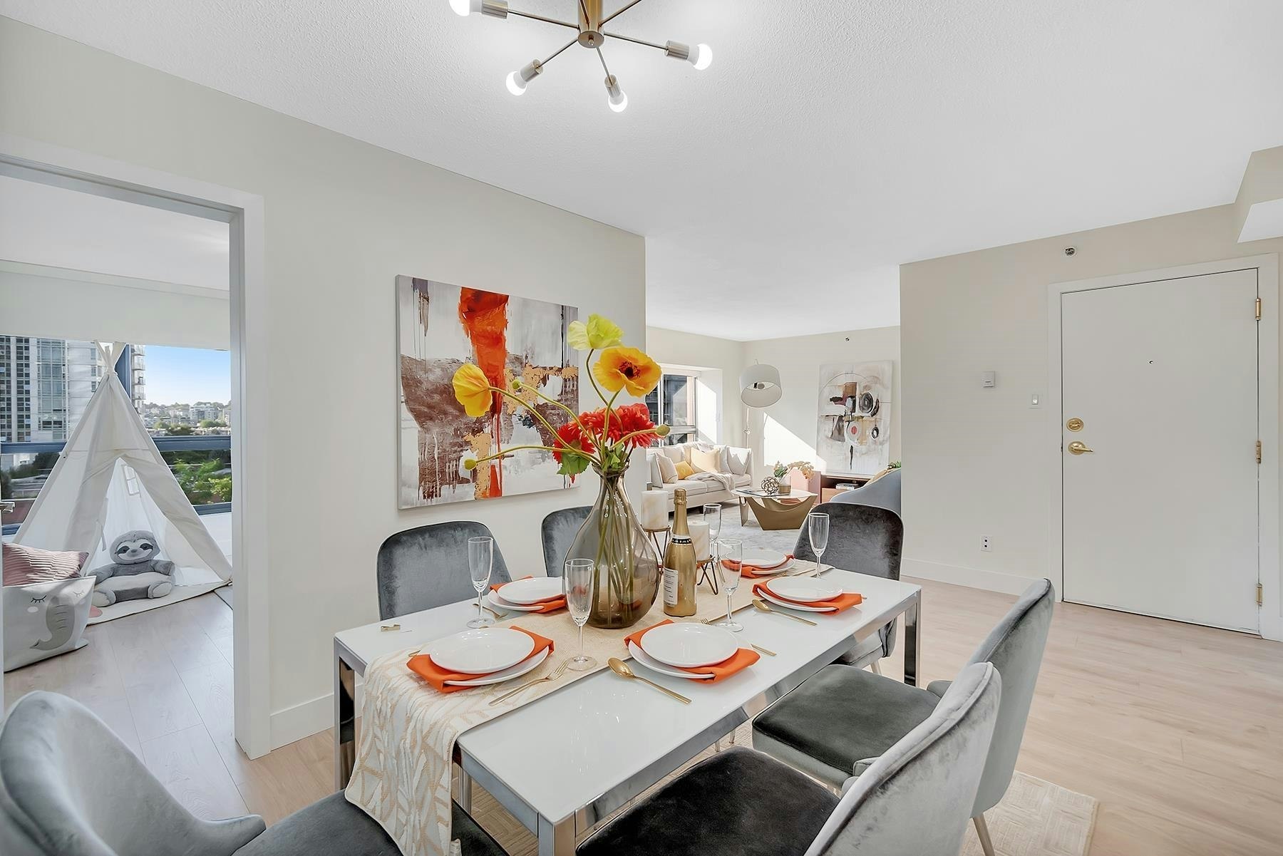 602-1177 Pacific Boulevard, Vancouver, BC, V6Z 2R8 - 11