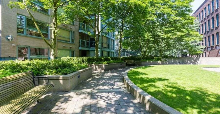602-1177 Pacific Boulevard, Vancouver, BC, V6Z 2R8 - 32