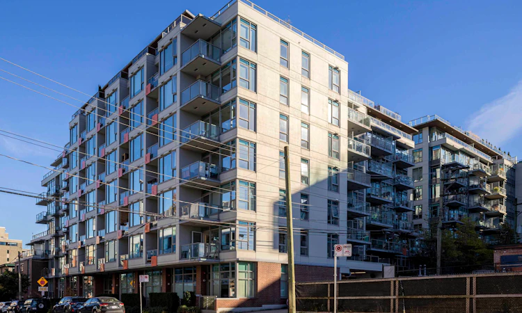 352-250 E 6th Avenue