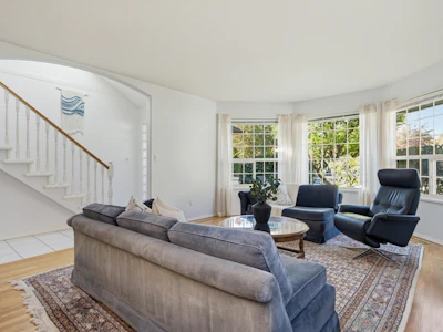 20764 91a Avenue - 3