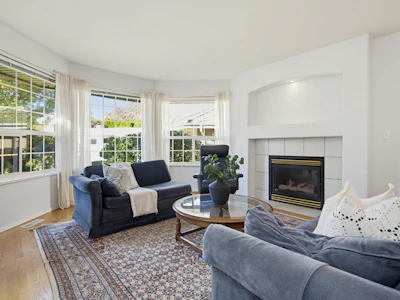 20764 91a Avenue - 4