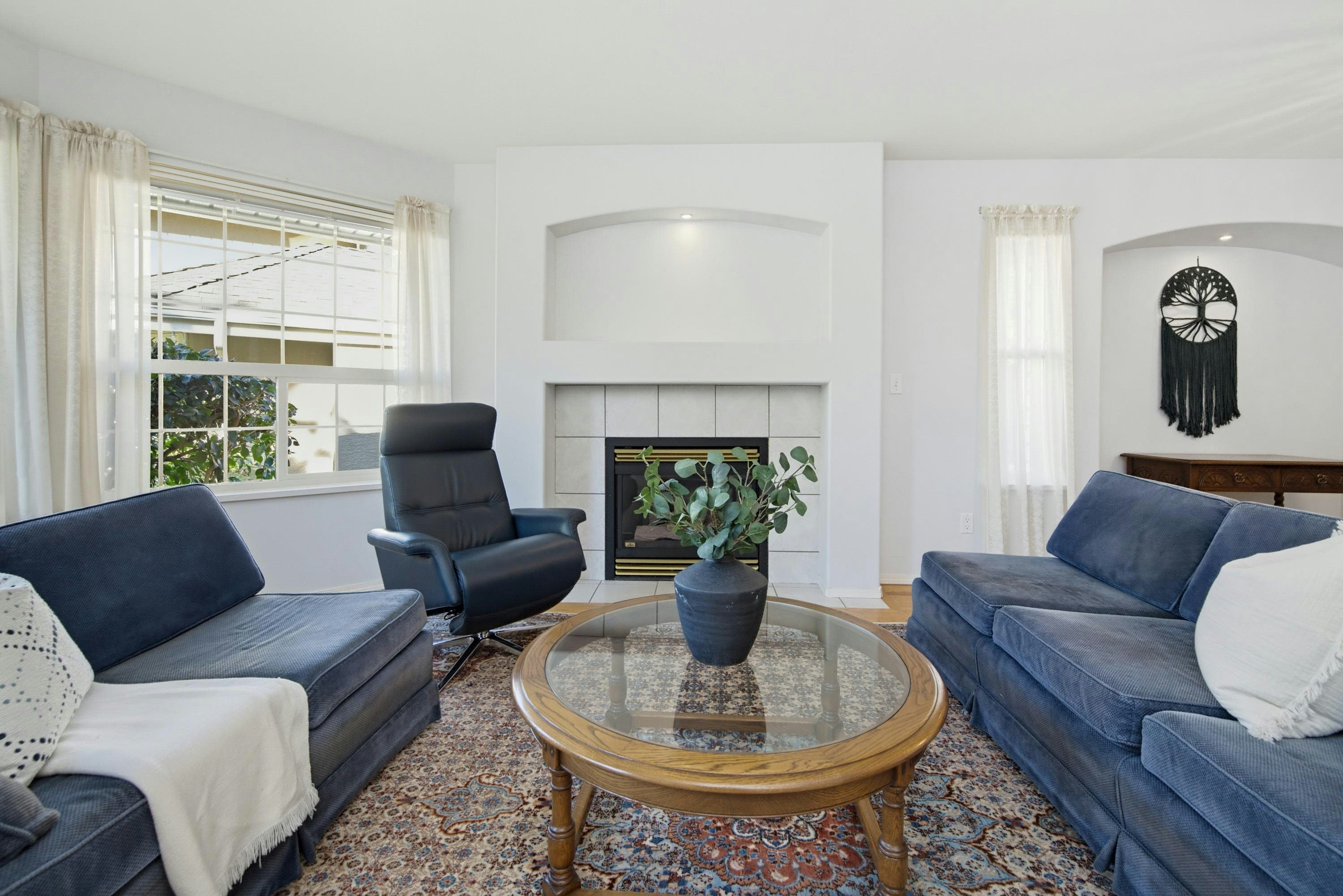 20764 91a Avenue - 5