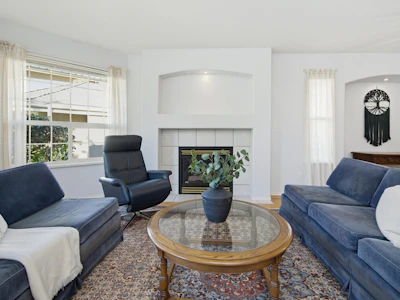 20764 91a Avenue - 5