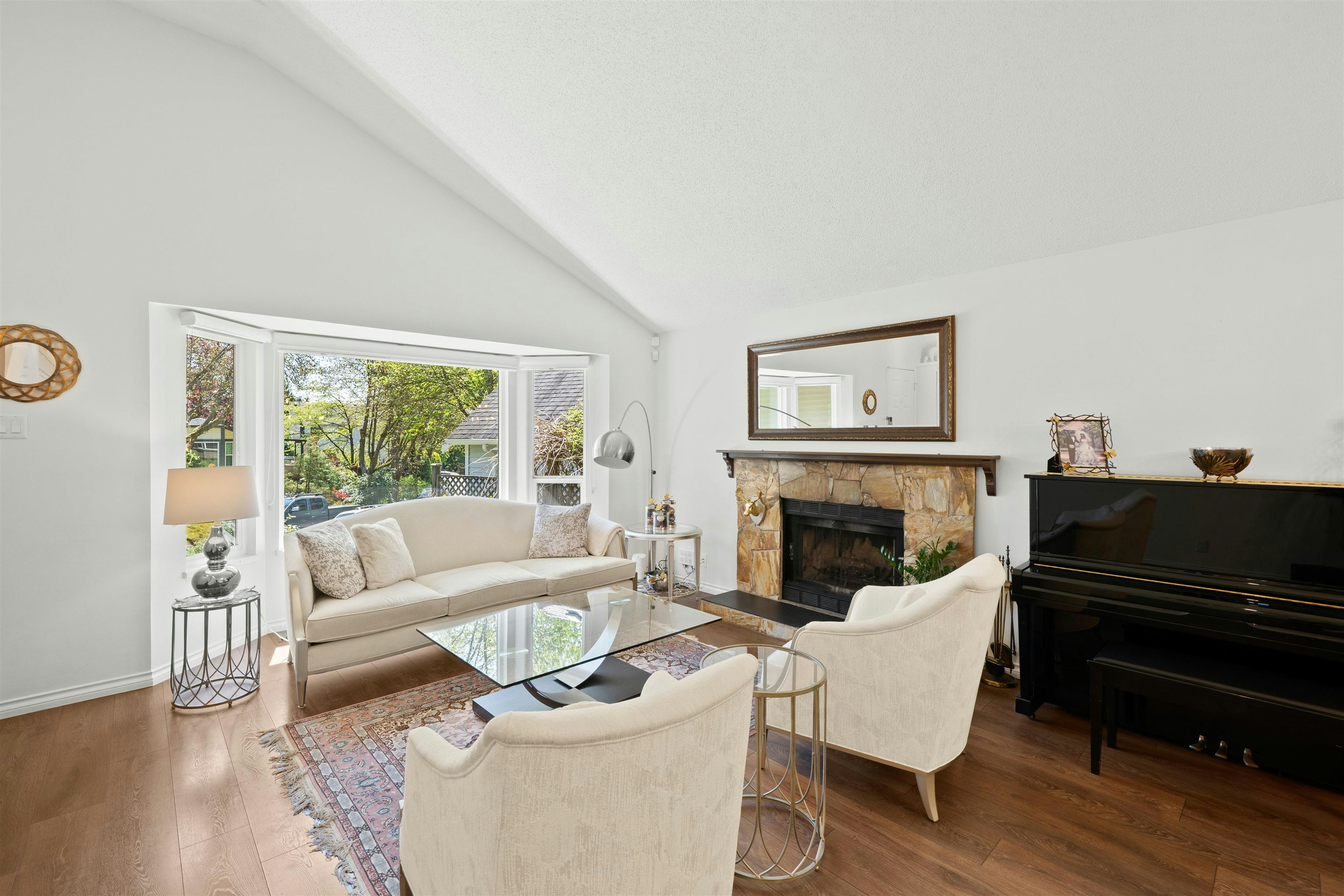 3336 Manning Crescent, North Vancouver, BC, V7H 2R6 - 7