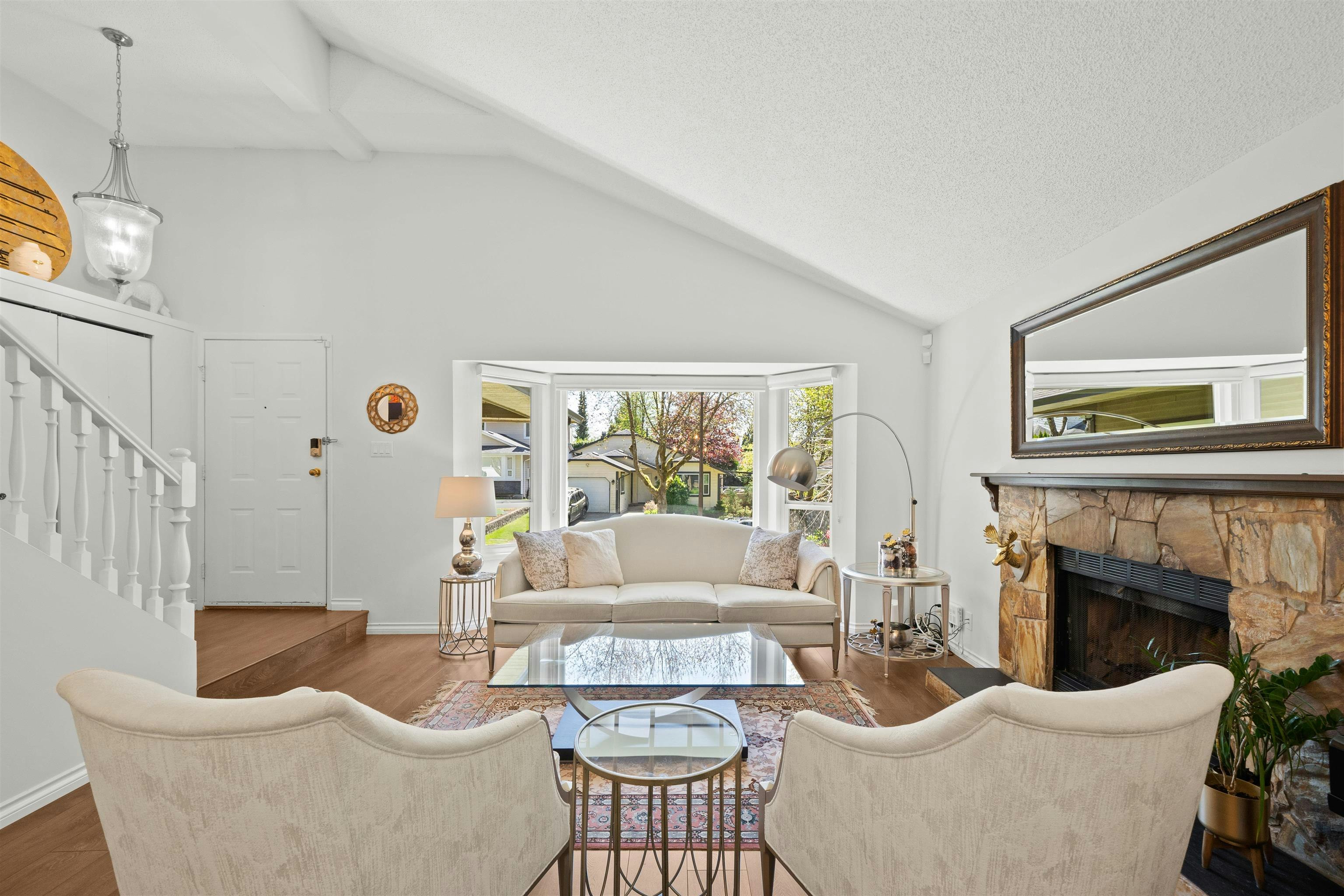 3336 Manning Crescent, North Vancouver, BC, V7H 2R6 - 6
