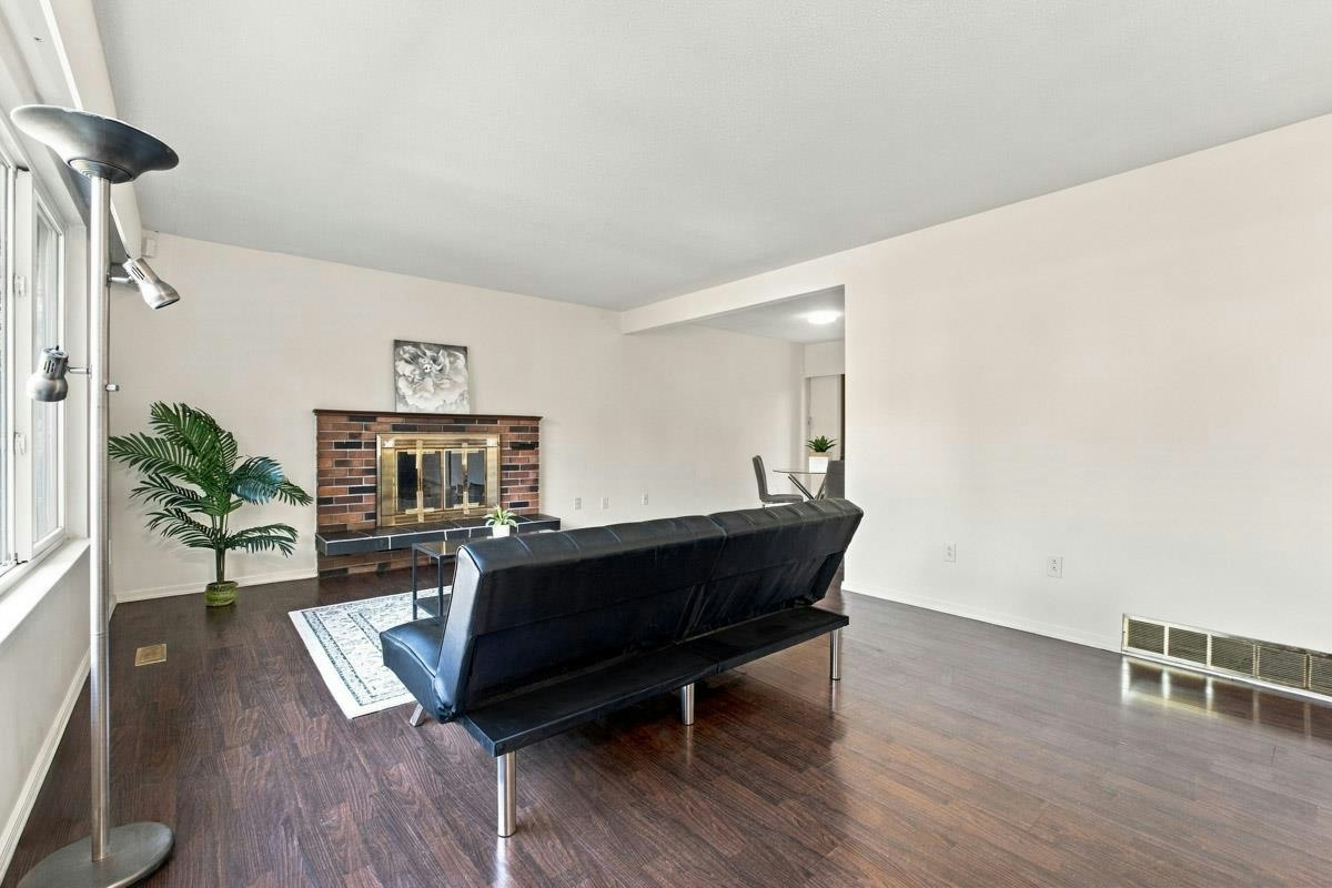 14036 102a Avenue, Surrey, BC, V3T 1P9 - 2