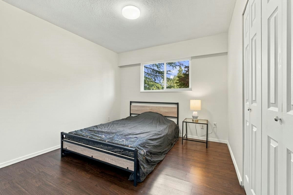 14036 102a Avenue, Surrey, BC, V3T 1P9 - 15
