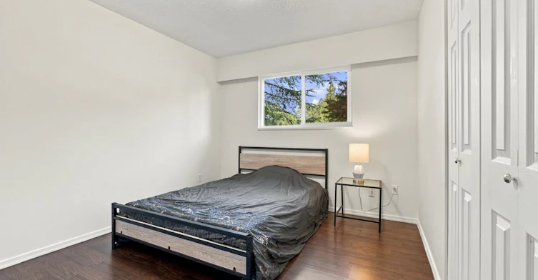 14036 102a Avenue, Surrey, BC, V3T 1P9 - 15