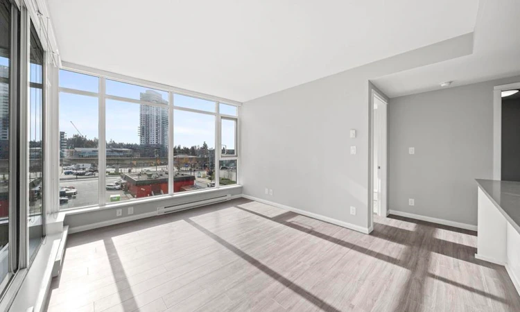 507-520 Como Lake Avenue