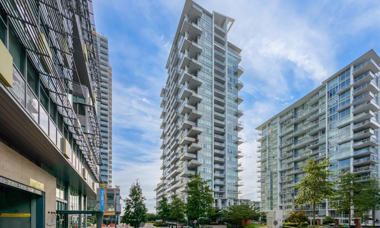 708-258 Nelson's Court