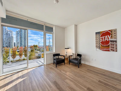 403-4433 Alaska Street - 4