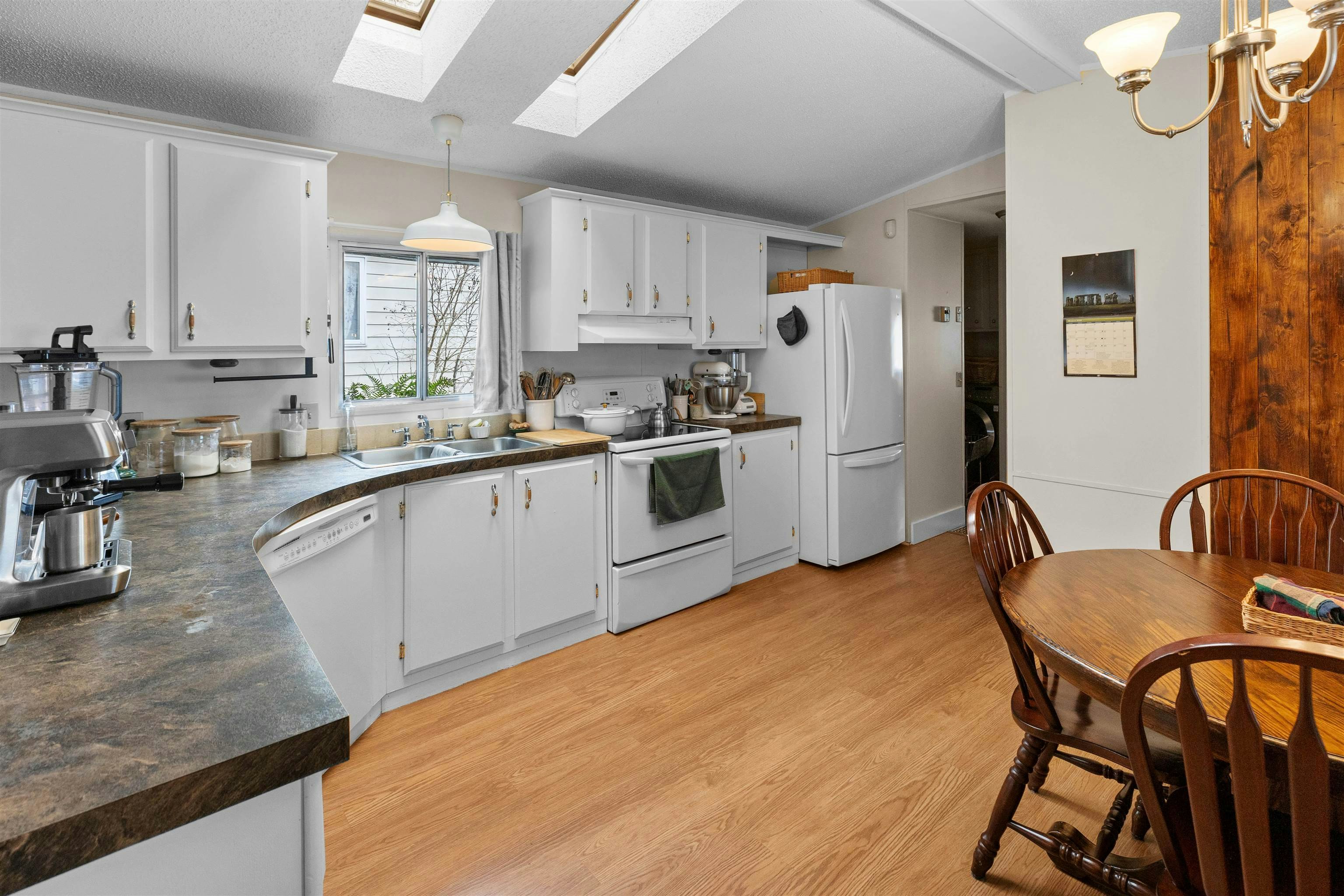 15-10221 Wilson Street - 5