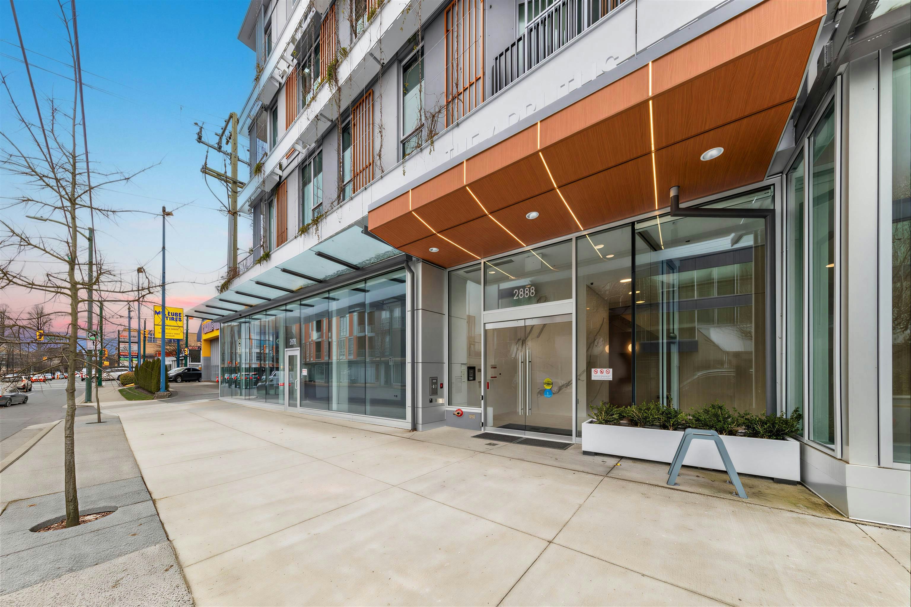 307-2888 Arbutus Street, Vancouver, BC, V6J 0J1