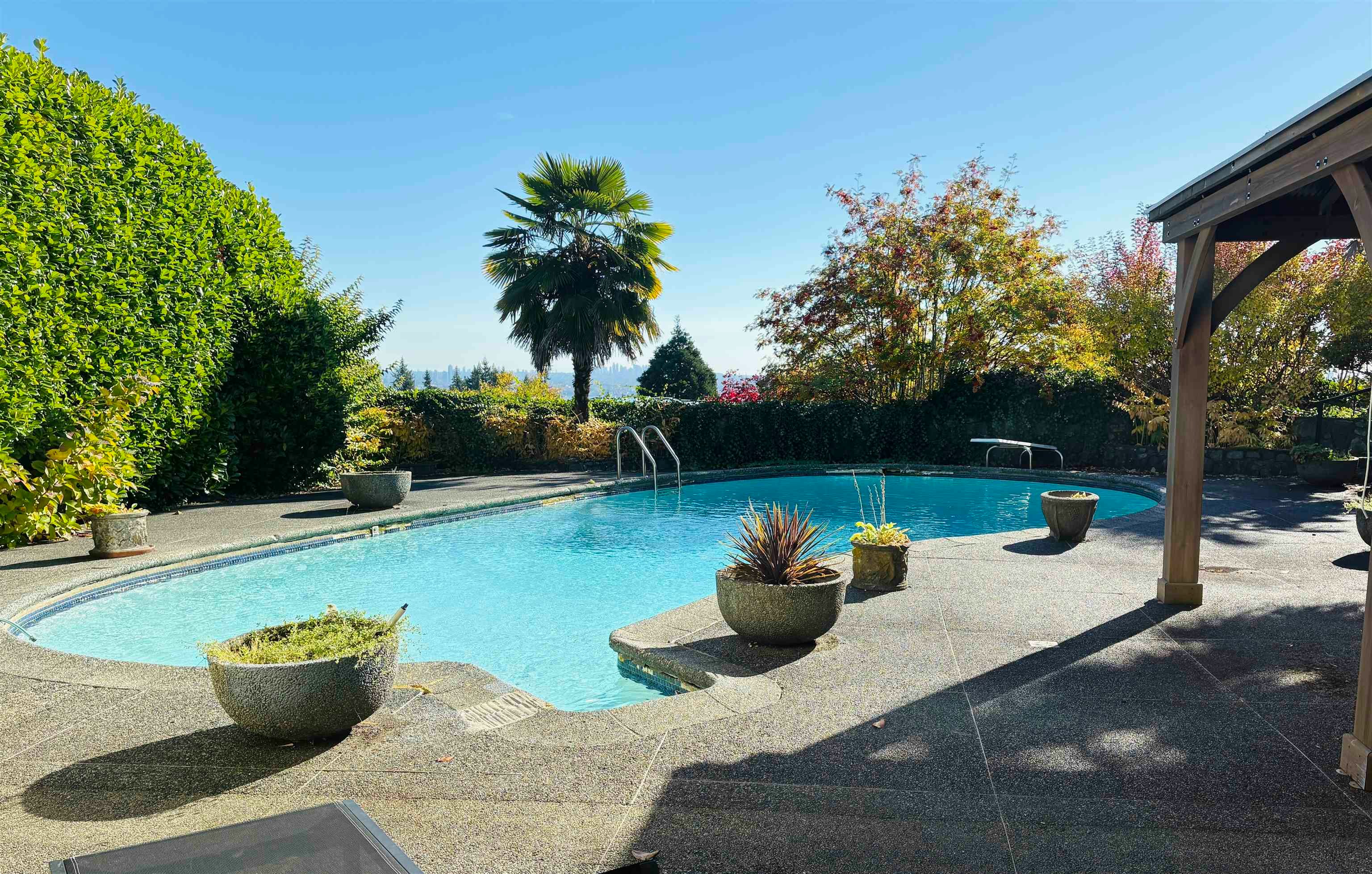770 King Georges Way, West Vancouver, BC, V7S 1S3