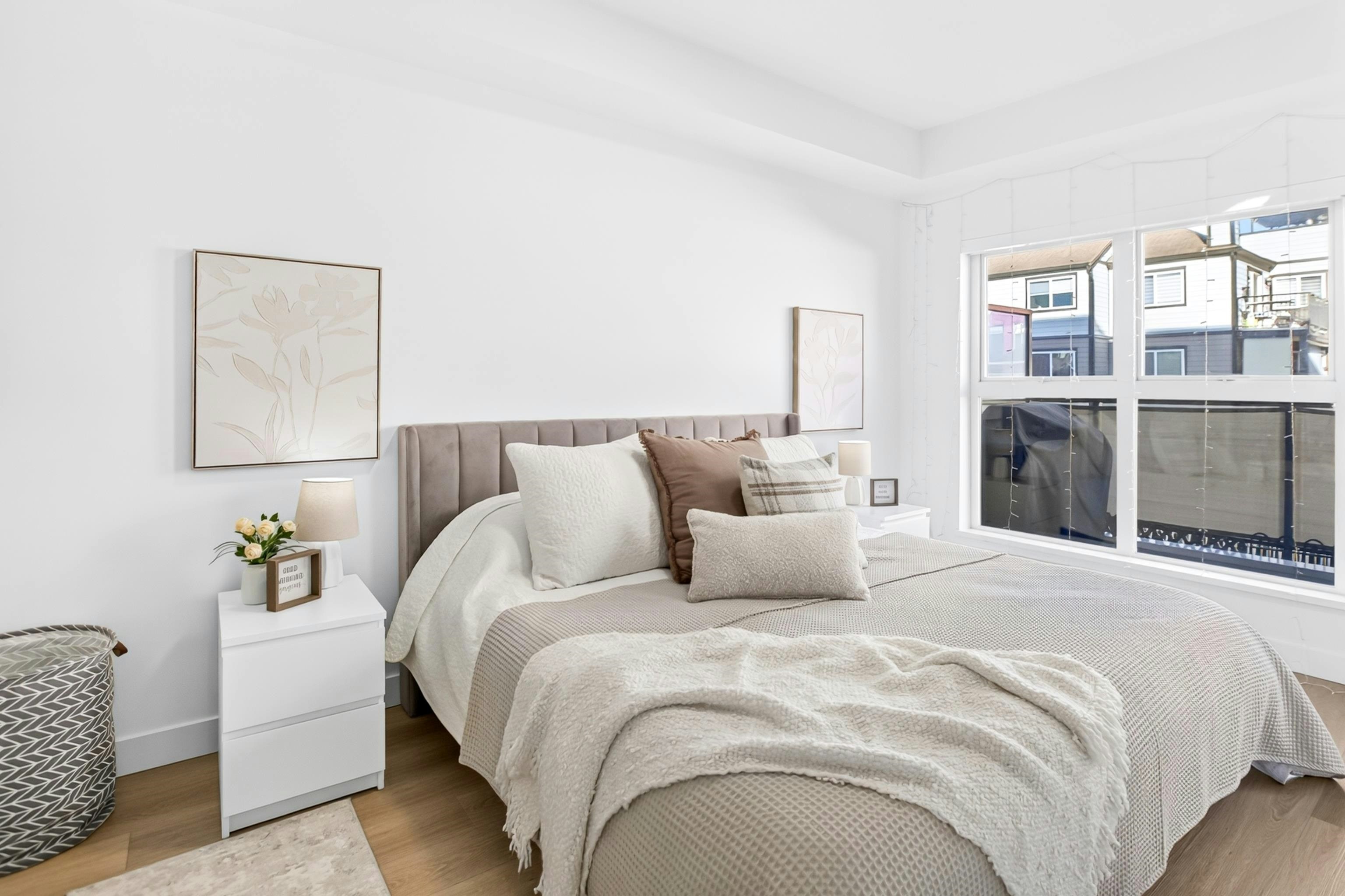 203-2331 Kelly Avenue - 4