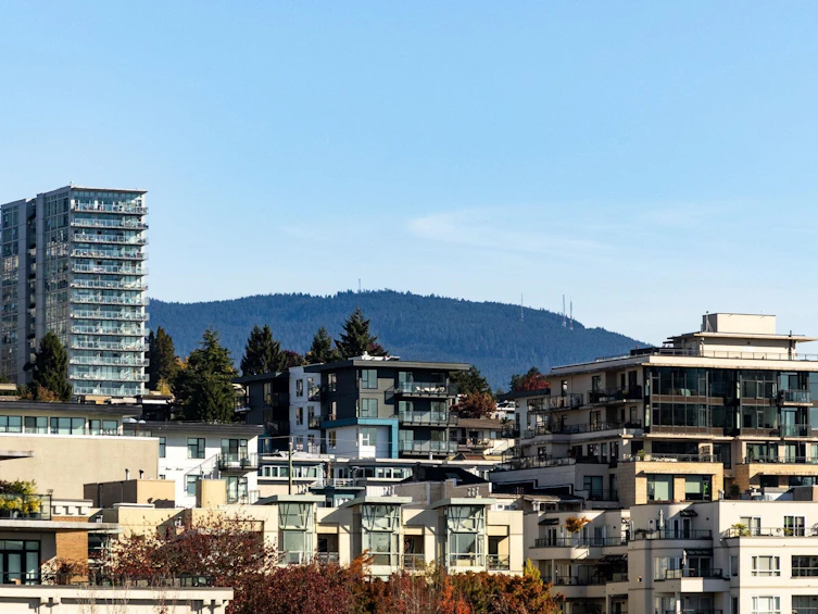 806-118 Carrie Cates Court, North Vancouver, BC, V7L 0B2 - 6