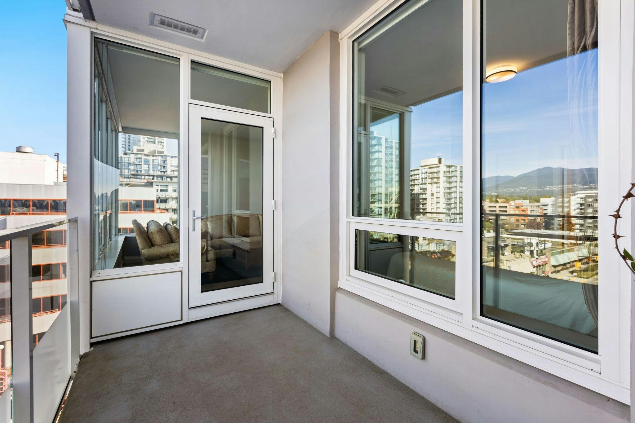 806-118 Carrie Cates Court, North Vancouver, BC, V7L 0B2 - 30