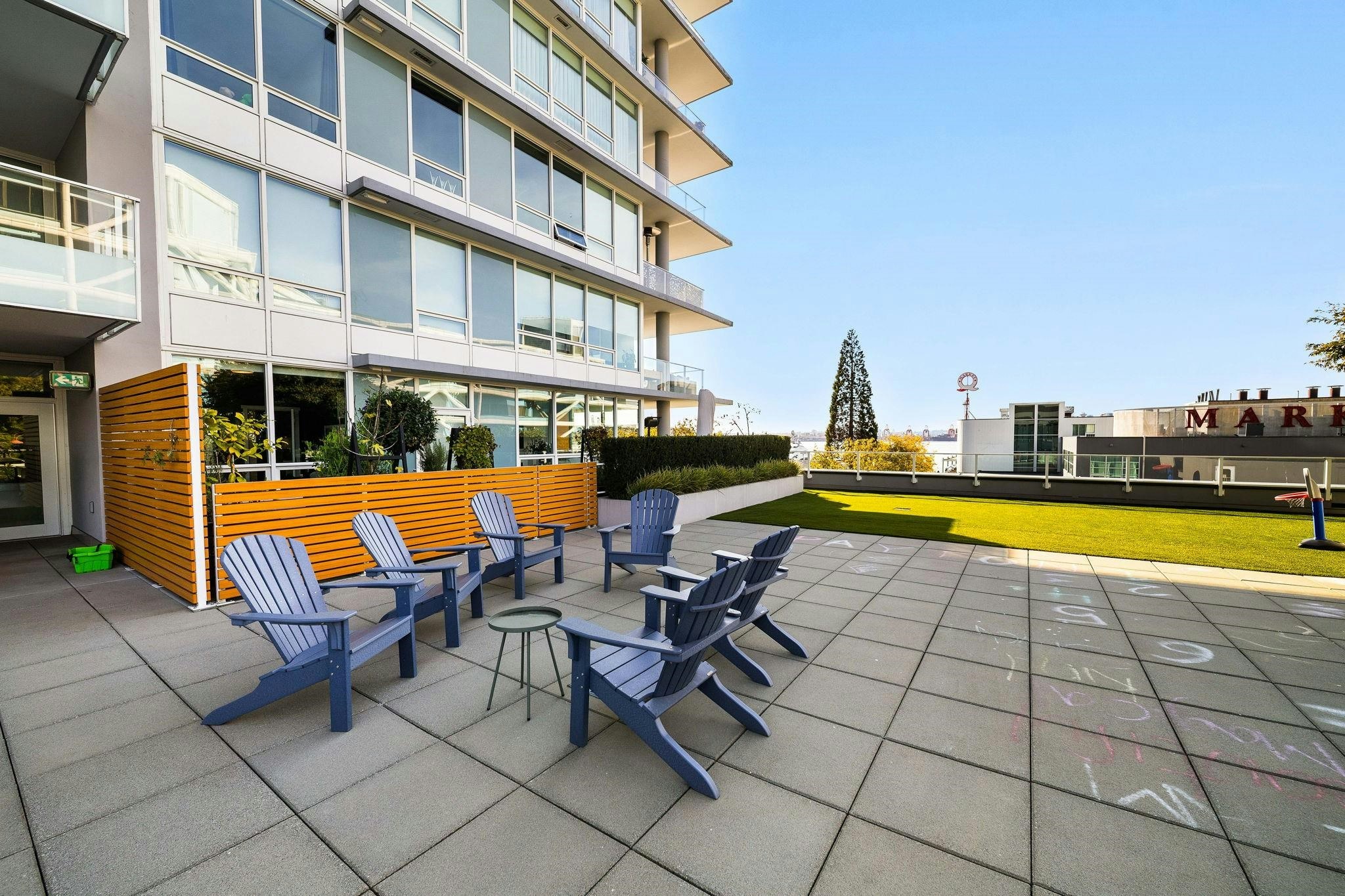 806-118 Carrie Cates Court, North Vancouver, BC, V7L 0B2 - 11