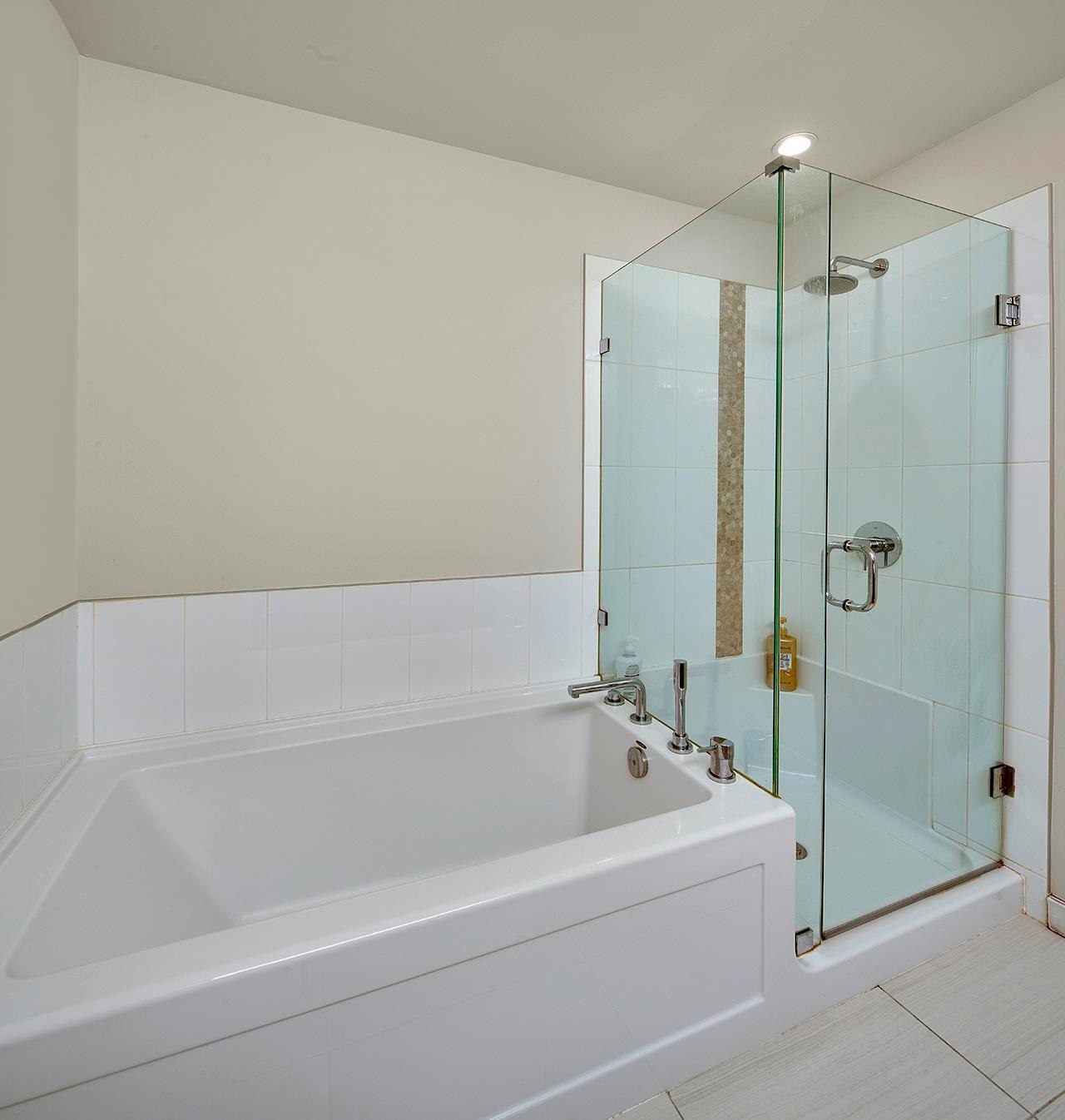 16439 24 Avenue, Surrey, BC, V3Z 0V8 - 23