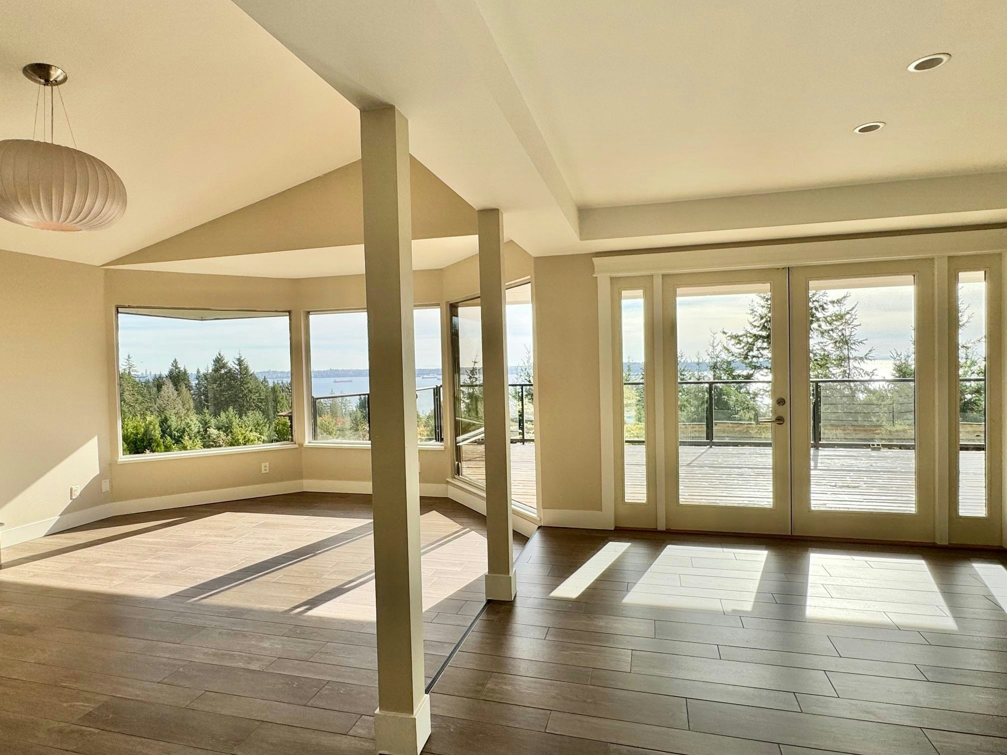 4XX5 Almondel Court, West Vancouver, BC, V7V 4V4 - 8