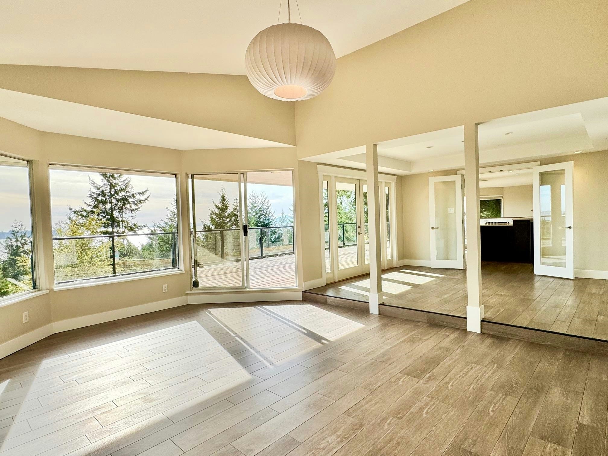 4XX5 Almondel Court, West Vancouver, BC, V7V 4V4 - 15