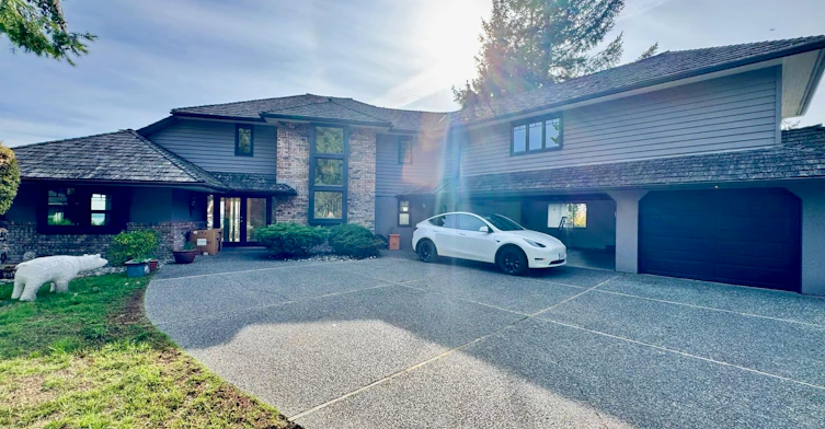 4XX5 Almondel Court, West Vancouver, BC, V7V 4V4 - 2