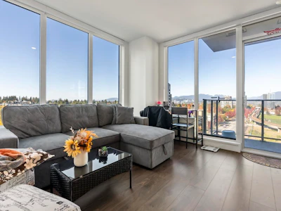 1002-10448 University Drive - 2