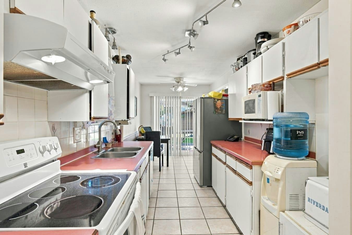 1815 Brown Street - 5