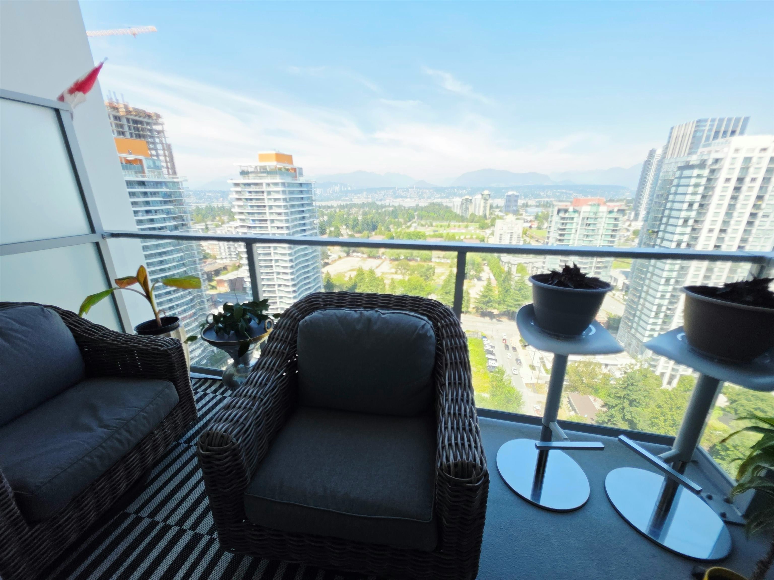 2404-13350 Central Avenue, Surrey, BC, V3T 0S1 - 16