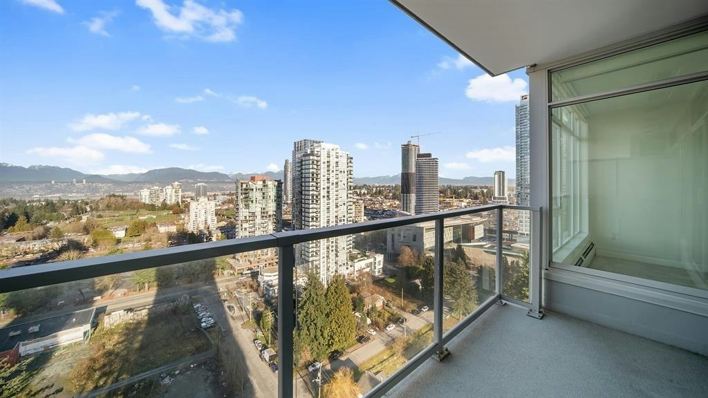 2404-13350 Central Avenue, Surrey, BC, V3T 0S1 - 4