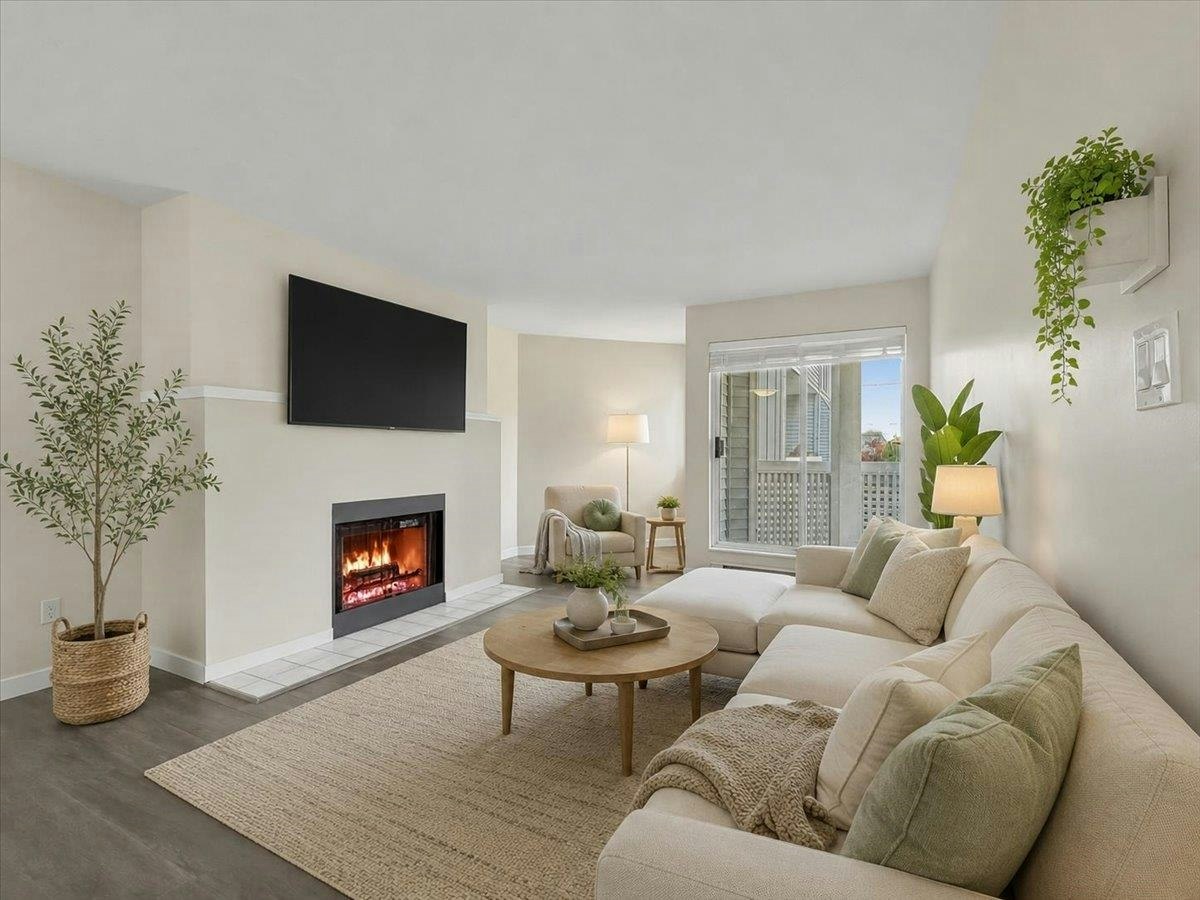 201-7431 Blundell Road, Richmond, BC, V6Y 3G8