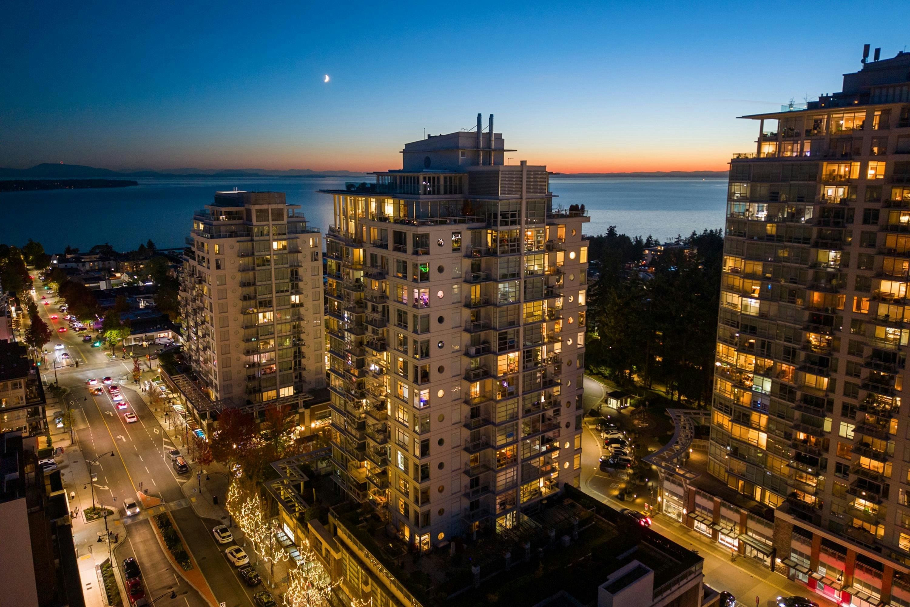 1602-1473 Johnston Road, Surrey, BC, V4B 0A2