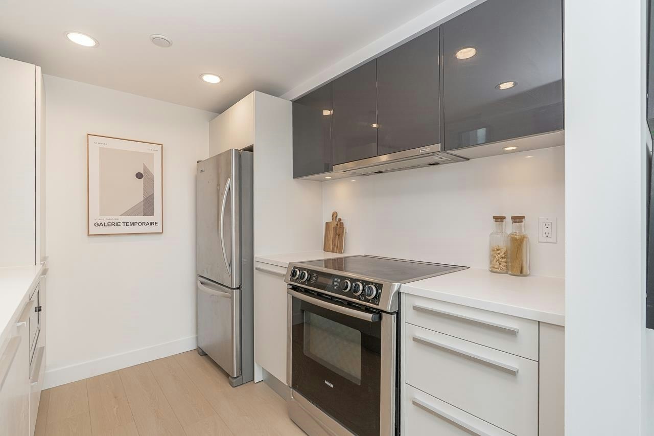 1602-1323 Homer Street, Vancouver, BC, V6B 5M9 - 10