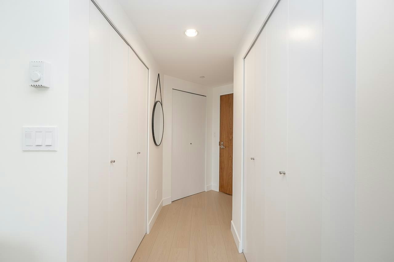 1602-1323 Homer Street, Vancouver, BC, V6B 5M9 - 14