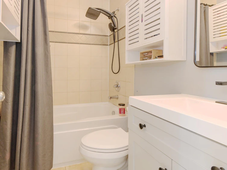 9-5988 Old Mclellan Road, Surrey, BC, V3S 1N3 - 17