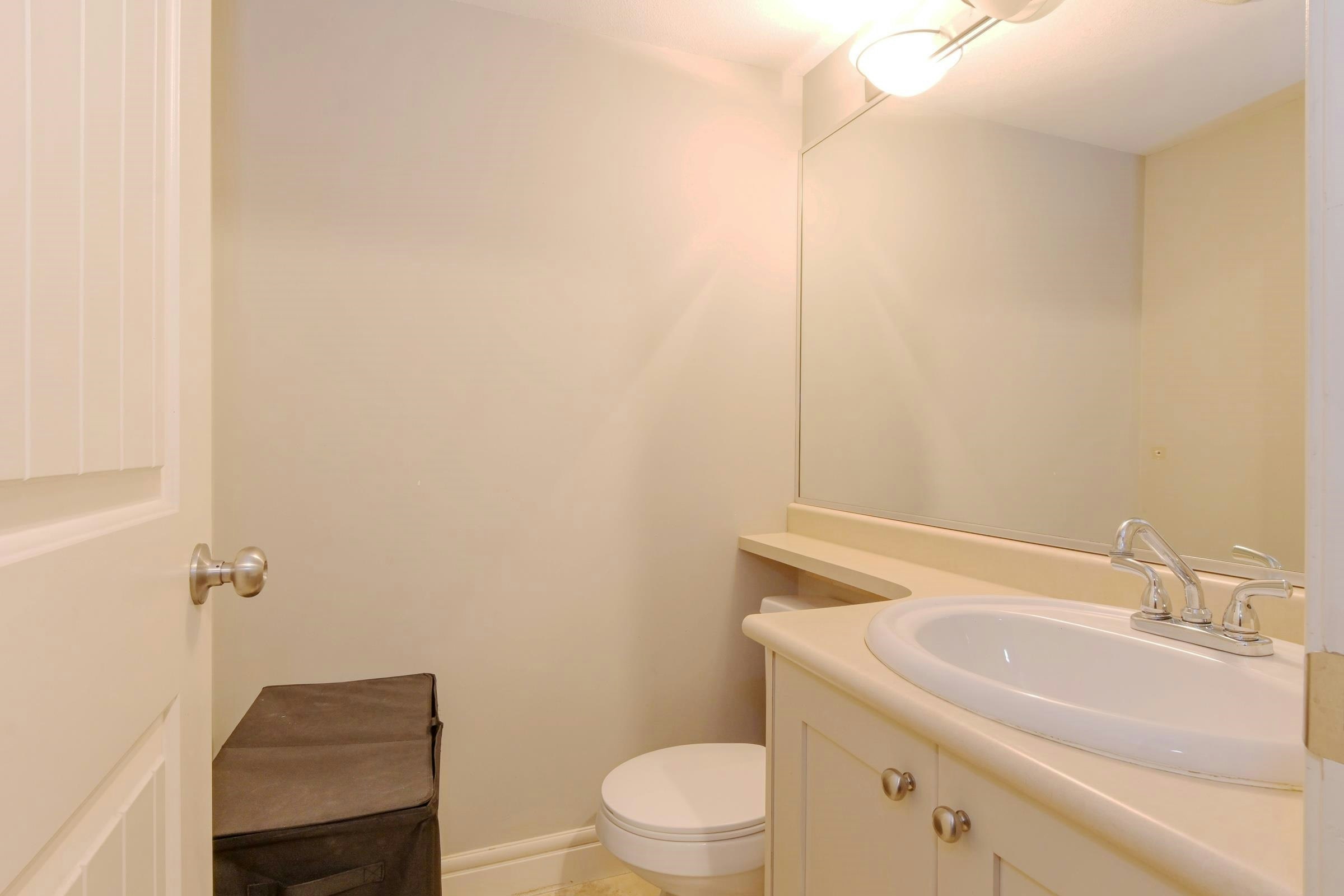 9-5988 Old Mclellan Road, Surrey, BC, V3S 1N3 - 21
