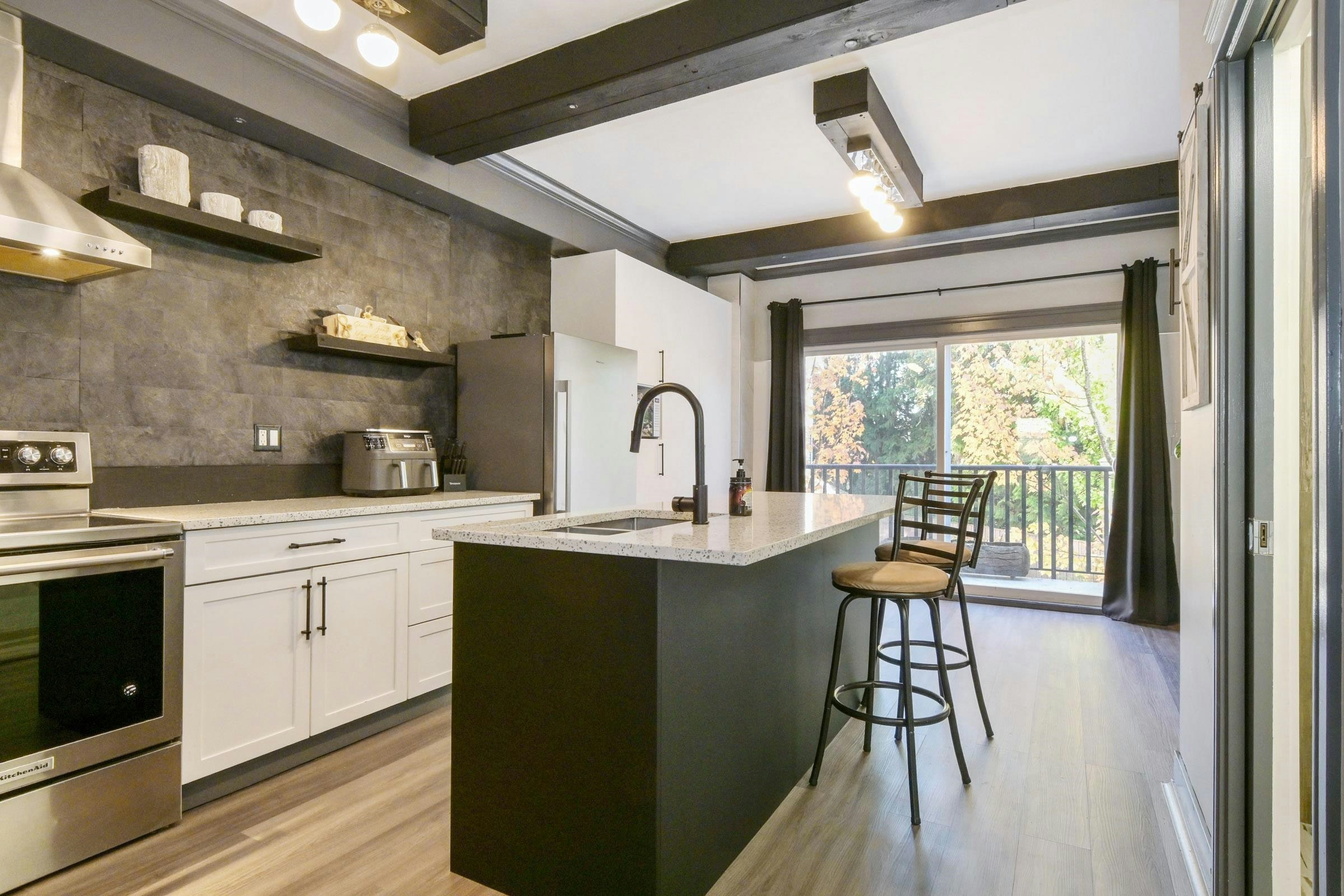 9-5988 Old Mclellan Road, Surrey, BC, V3S 1N3 - 6