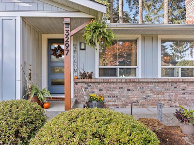 3297 Vernon Terrace - 2