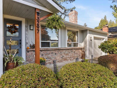 3297 Vernon Terrace - 3