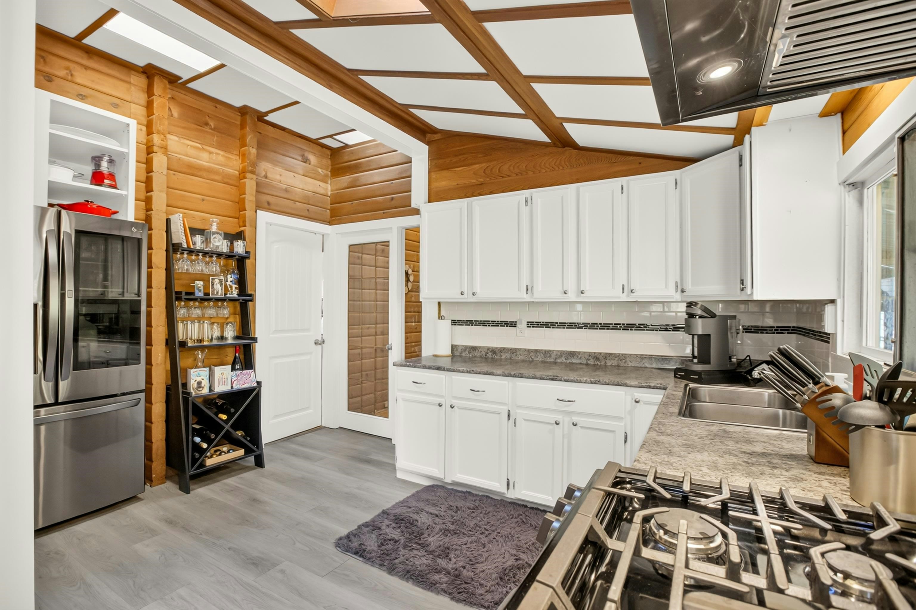 9560 Monte Vista Street - 4