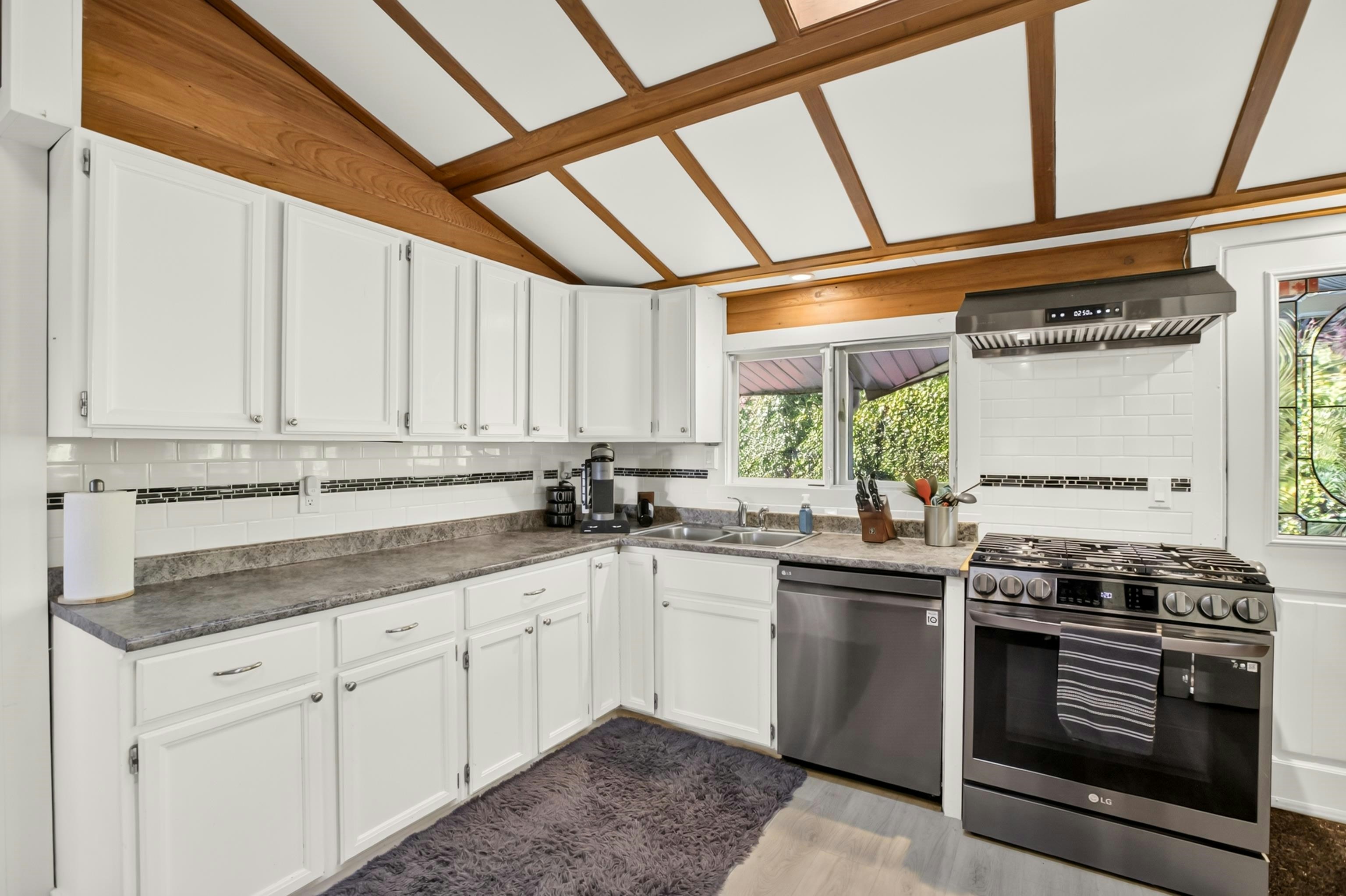 9560 Monte Vista Street - 5