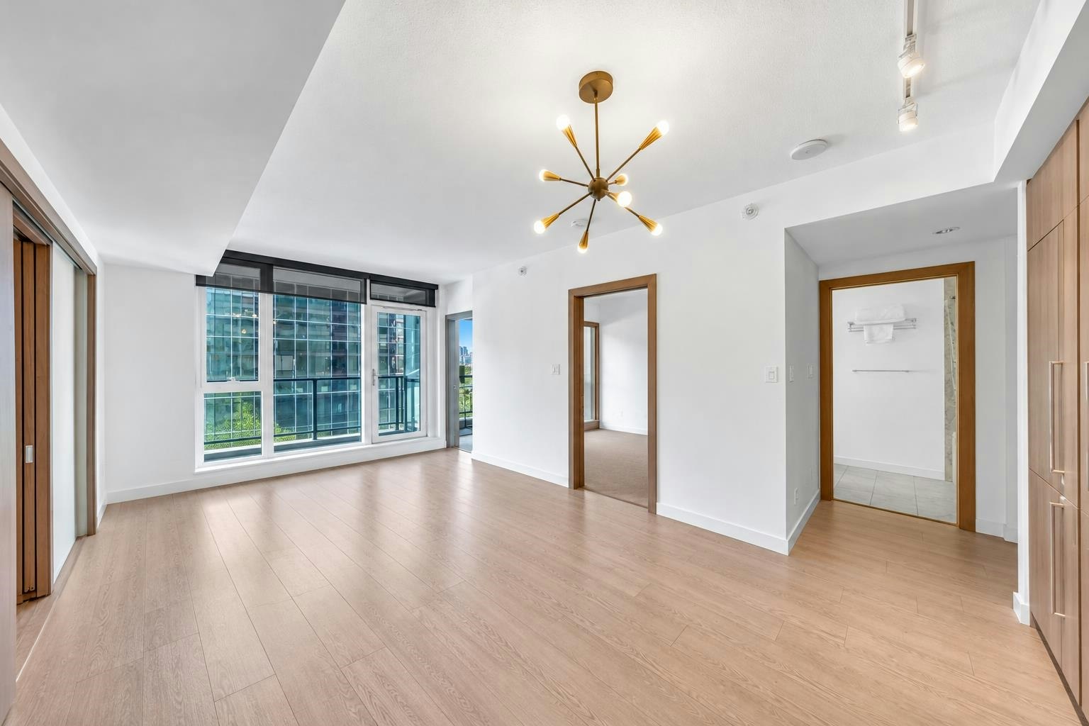 752-38 Smithe Street - 4